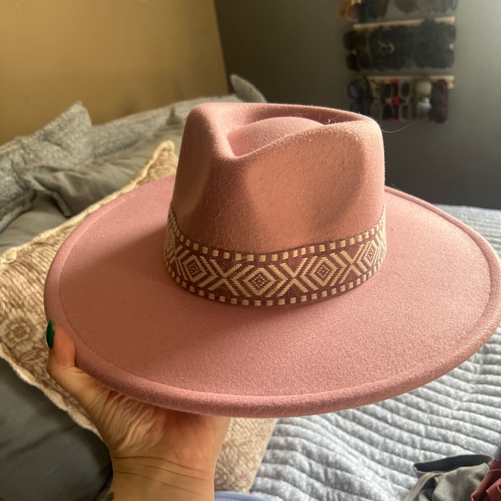 Pink Lily Blush Hat with Geometric Band
